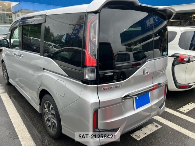 Honda STEP WGN 2015-10 7620375-5