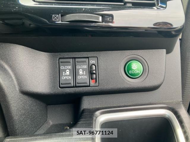 Honda STEP WGN 2015-09 7620373-13