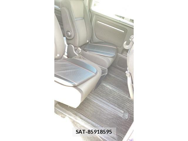 Honda STEP WGN 2021-12 7620356-12