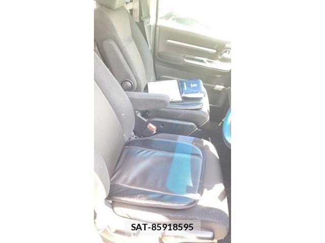 Honda STEP WGN 2021-12 7620356-23