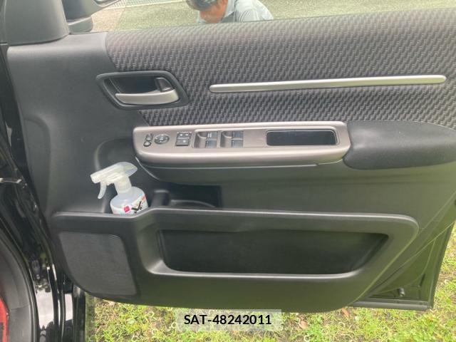 Honda STEP WGN 2017-01 7620366-13