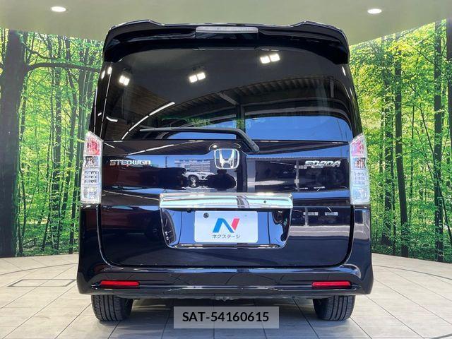 Honda STEP WGN 2012-03 7620382-15