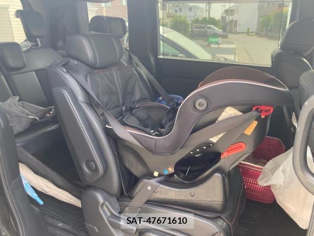 Honda STEP WGN 2022-08 7620354-12