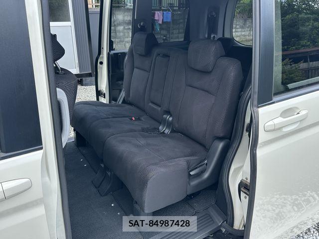 Honda STEP WGN 2010-09 7729235-20