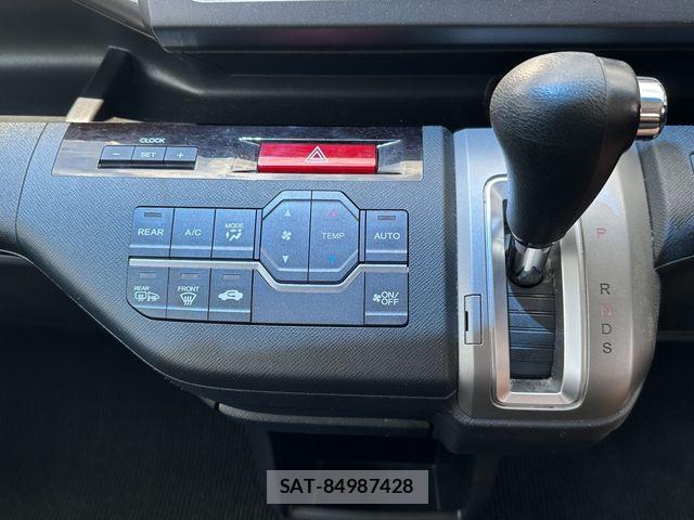 Honda STEP WGN 2010-09 7729235-29