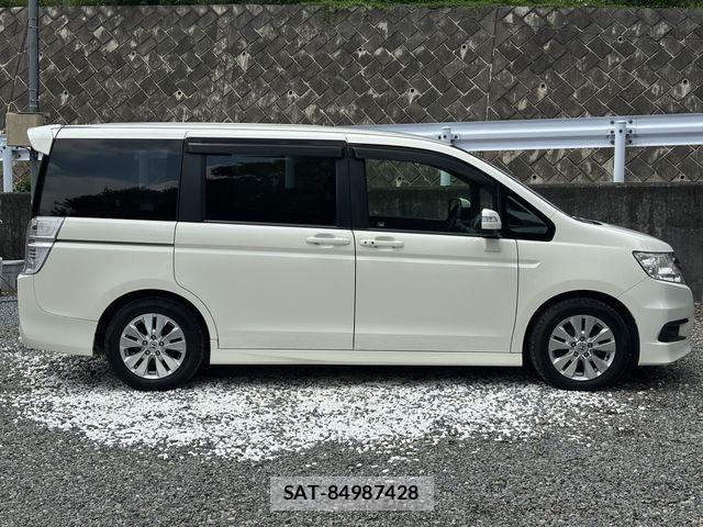 Honda STEP WGN 2010-09 7729235-3