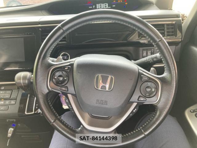 Honda STEP WGN 2015-04 7729221-16