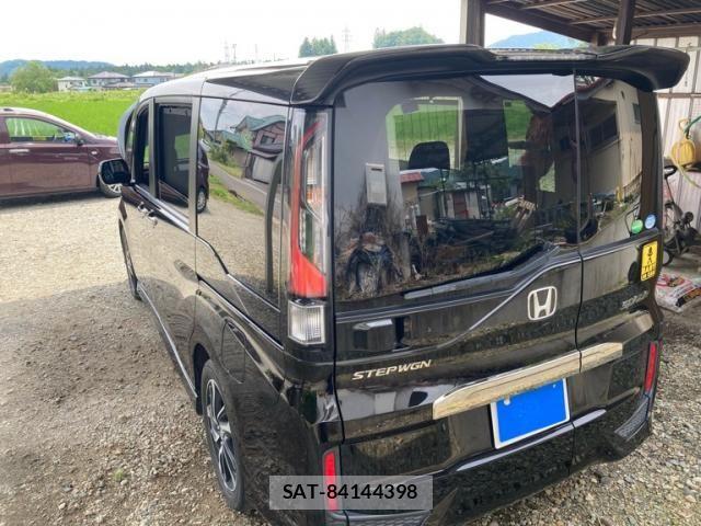 Honda STEP WGN 2015-04 7729221-3