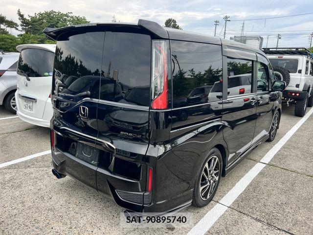 Honda STEP WGN 2021-04 7729208-3