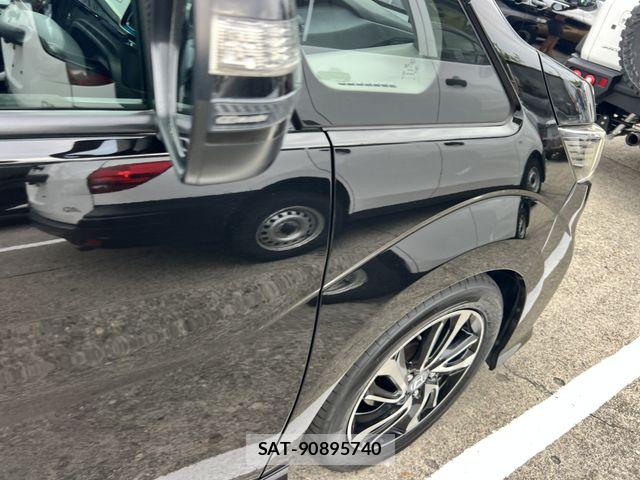 Honda STEP WGN 2021-04 7729208-6