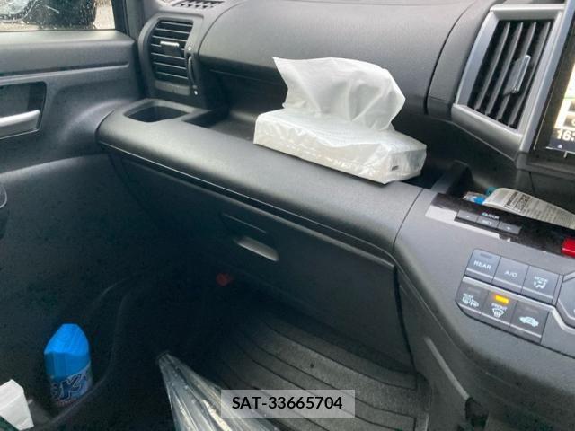 Honda STEP WGN 2013-06 7729251-25
