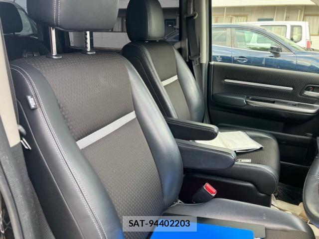 Honda STEP WGN 2022-02 7729202-14