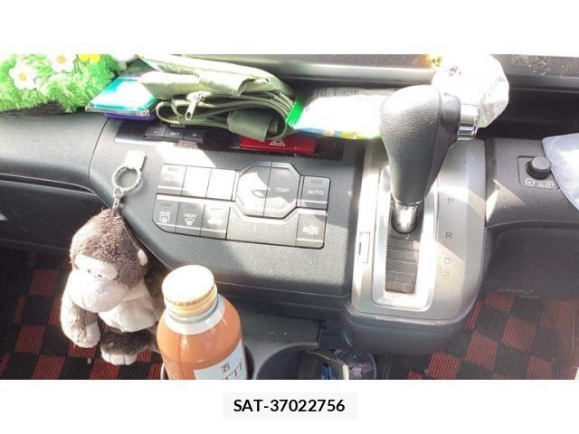 Honda STEP WGN 2009-10 7729272-9