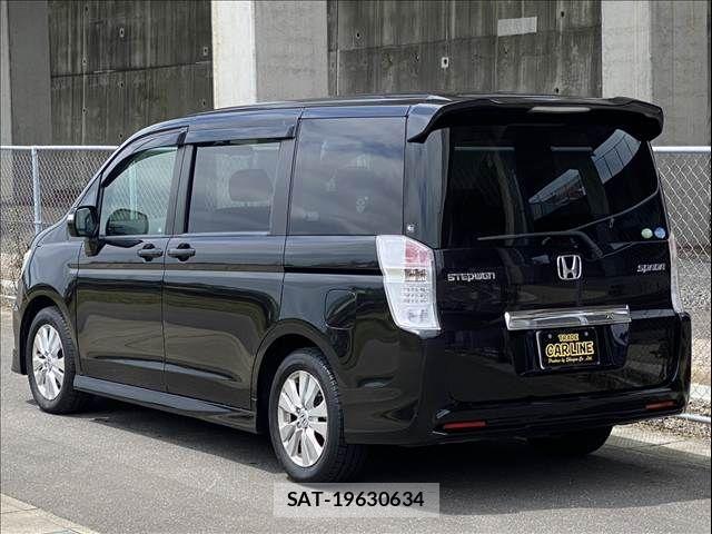 Honda STEP WGN 2010-01 7729245-16
