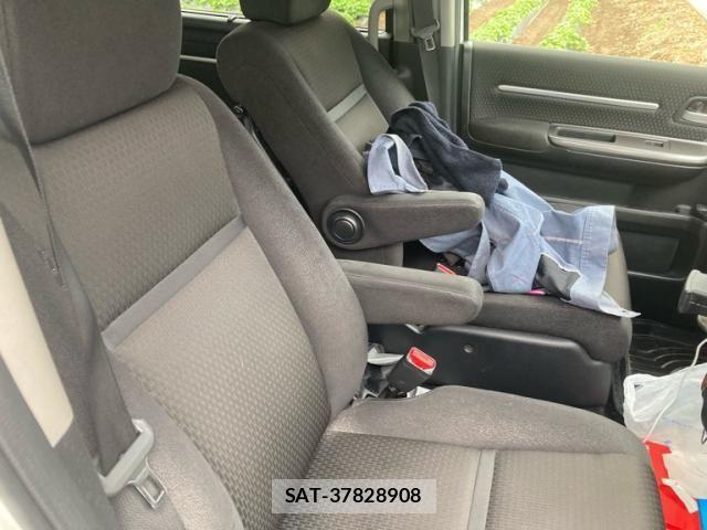 Honda STEP WGN 2020-06 7729209-9