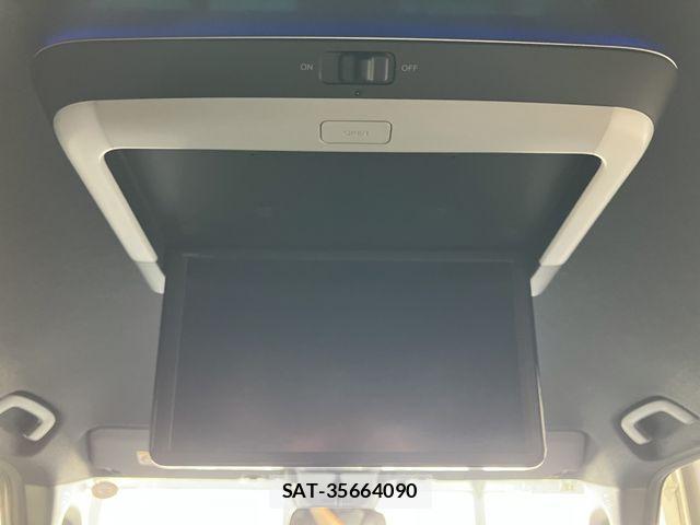 Honda STEP WGN 2023-12 7789482-17