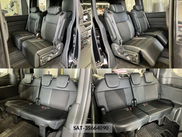 Honda STEP WGN 2023-12 7789482-21