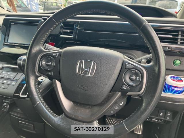 Honda STEP WGN 2018-02 7789469-17