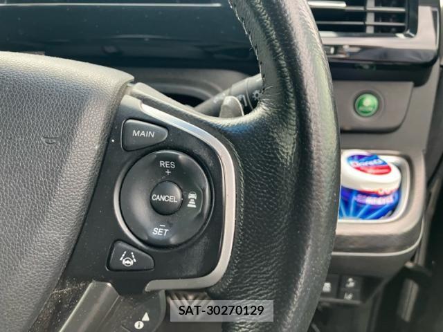Honda STEP WGN 2018-02 7789469-19