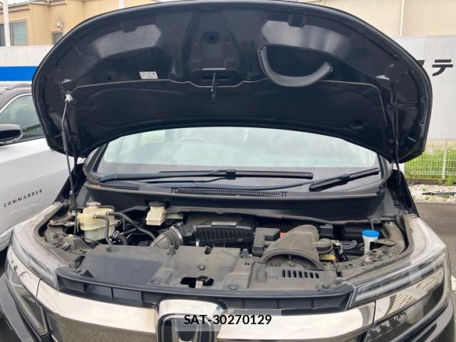 Honda STEP WGN 2018-02 7789469-25