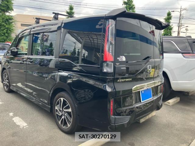 Honda STEP WGN 2018-02 7789469-4