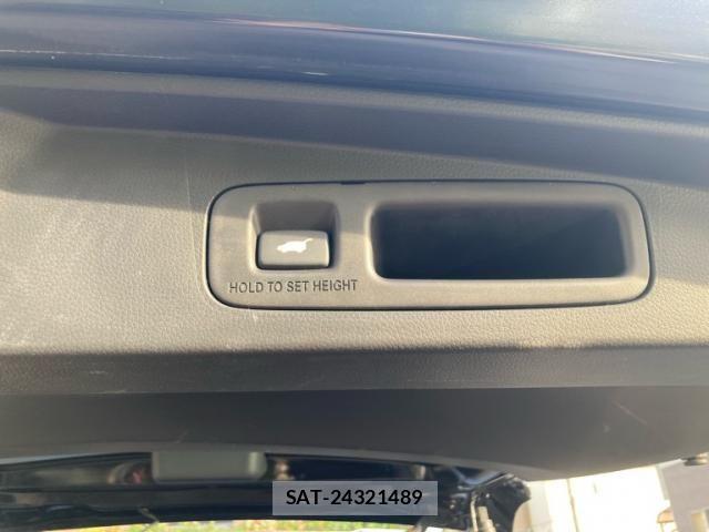 Honda STEP WGN 2024-03 7789473-12
