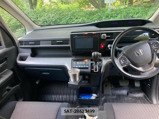 Honda STEP WGN 2015-07 7789466-14