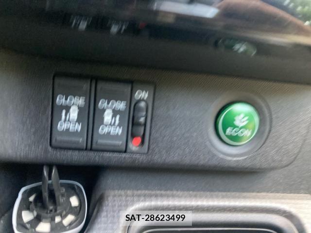 Honda STEP WGN 2015-07 7789466-16