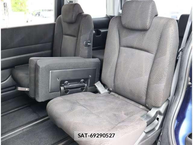 Honda STEP WGN 2011-07 7789462-28