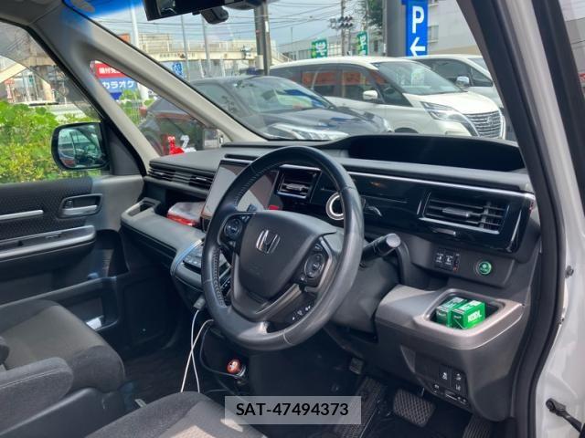 Honda STEP WGN 2019-09 7789470-12