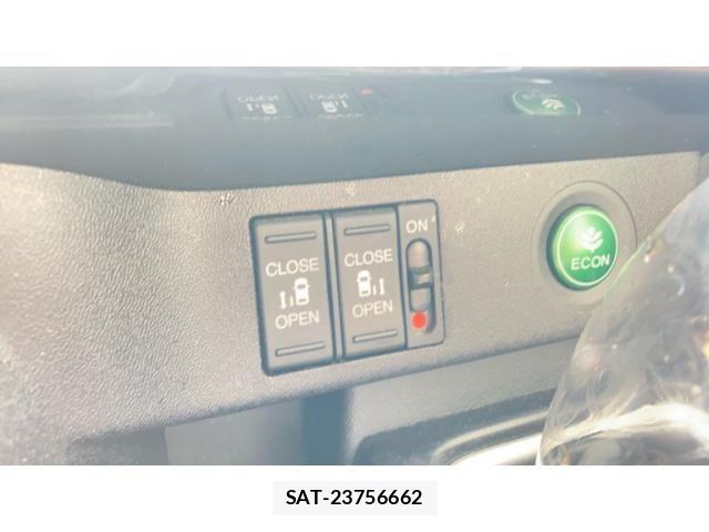 Honda STEP WGN 2015-09 7789464-16