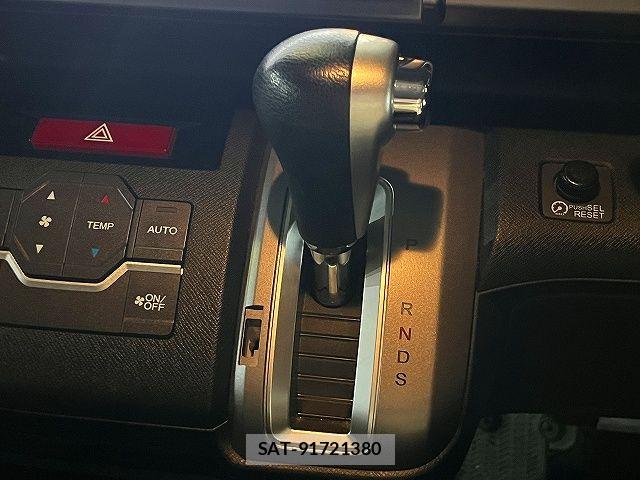 Honda STEP WGN 2013-02 7789463-19