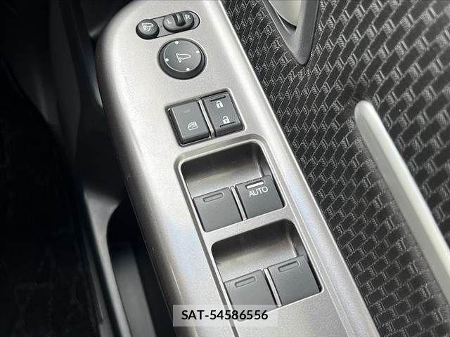 Honda STEP WGN 2018-10 7879667-29