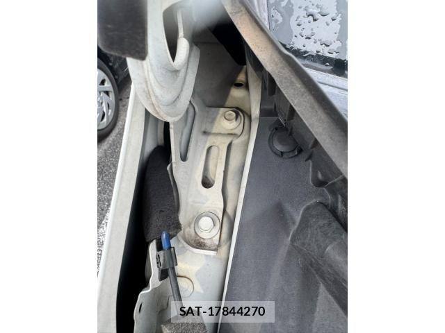 Honda STEP WGN 2016-04 7879671-26