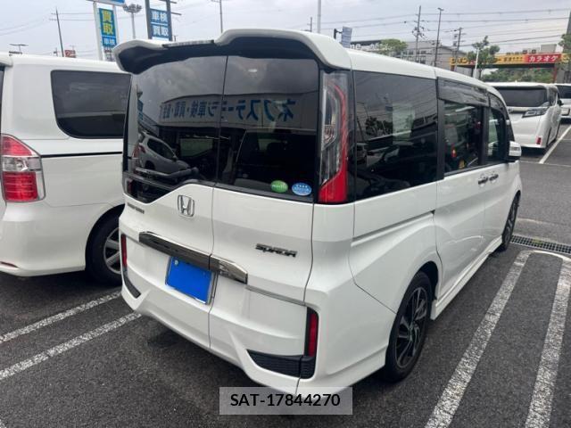 Honda STEP WGN 2016-04 7879671-2