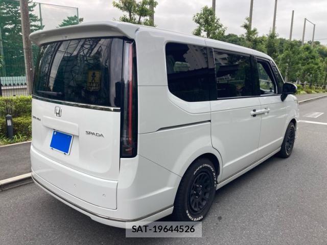 Honda STEP WGN 2023-04 7879658-3