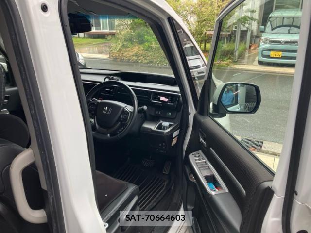 Honda STEP WGN 2019-09 7879666-10