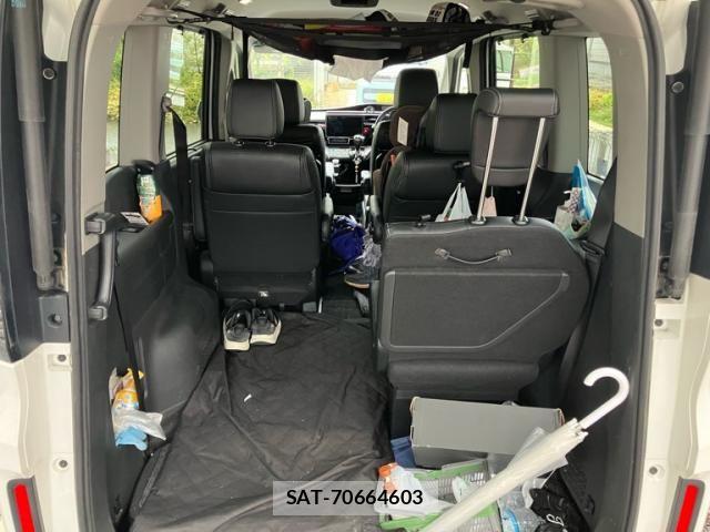 Honda STEP WGN 2019-09 7879666-12