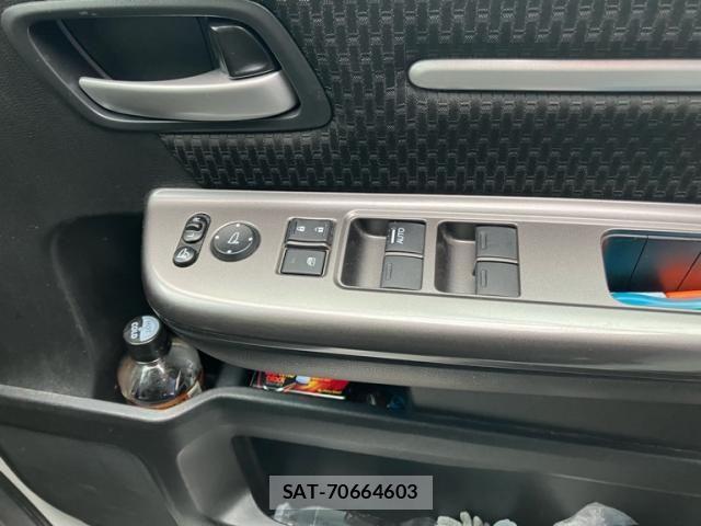 Honda STEP WGN 2019-09 7879666-14