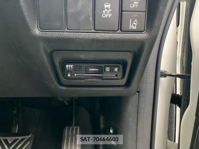 Honda STEP WGN 2019-09 7879666-17