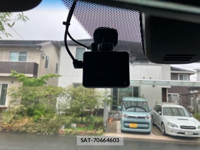 Honda STEP WGN 2019-09 7879666-18