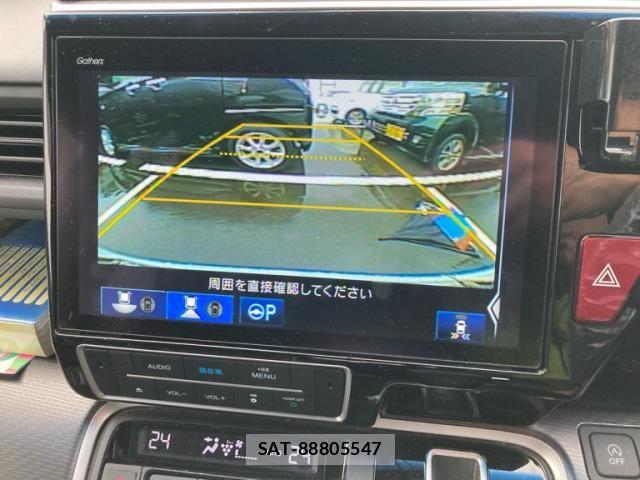 Honda STEP WGN 2018-03 7879662-16