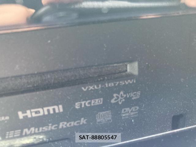 Honda STEP WGN 2018-03 7879662-17