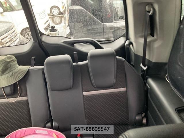 Honda STEP WGN 2018-03 7879662-26