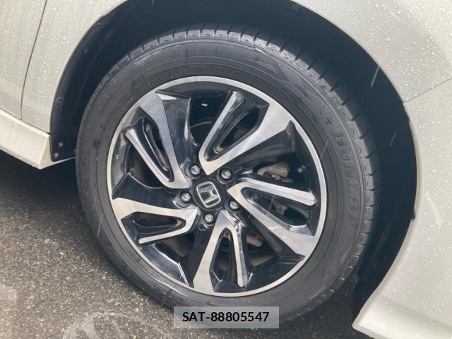 Honda STEP WGN 2018-03 7879662-7