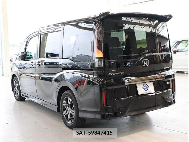 Honda STEP WGN 2021-12 7879668-23
