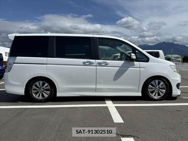Honda STEP WGN 2013-02 7879689-10