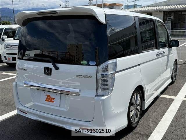 Honda STEP WGN 2013-02 7879689-14