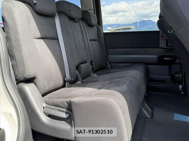 Honda STEP WGN 2013-02 7879689-17