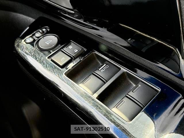 Honda STEP WGN 2013-02 7879689-29
